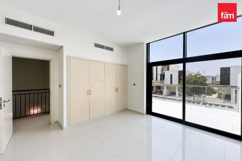 Villa in Dubai 3 bedrooms, 175 sq.m. № 139332