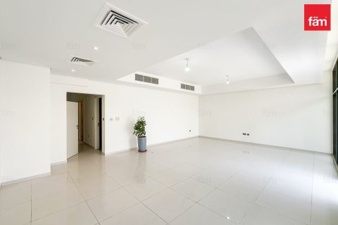 Villa in Dubai 3 bedrooms, 175 sq.m. № 139332 - photo 3