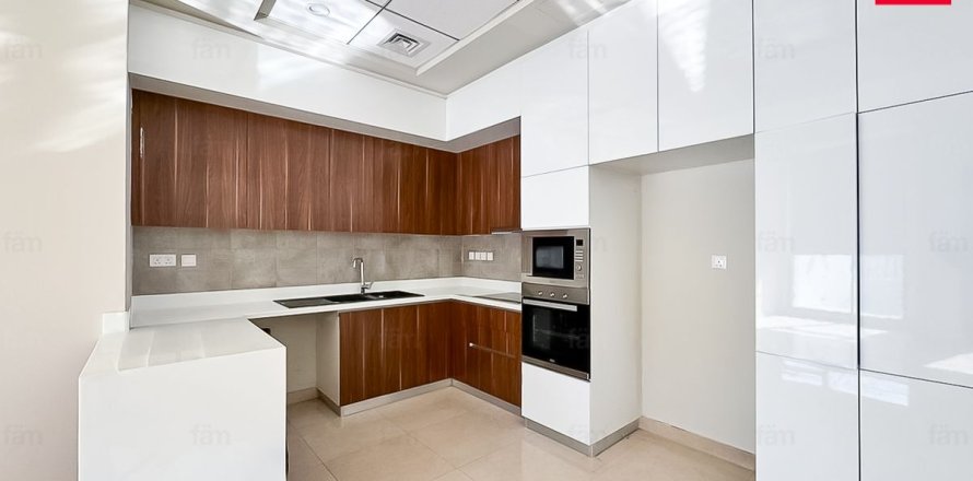 Townhouse in Al Furjan, Dubai 4 bedrooms, 152.1 sq.m. № 97502