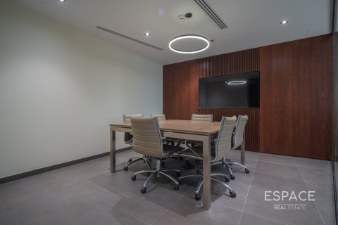 Office in Jumeirah Lake Towers, Dubai 158 sq.m. № 62319 - photo 7