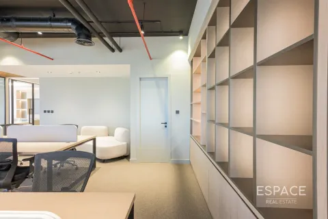 Office in Jumeirah Lake Towers, Dubai 157 sq.m. № 62318 - photo 20