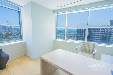 Office in Jumeirah Lake Towers, Dubai 157 sq.m. № 62318 - photo 10