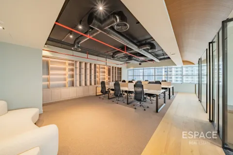 Office in Jumeirah Lake Towers, Dubai 157 sq.m. № 62318 - photo 6