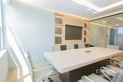 Office in Jumeirah Lake Towers, Dubai 157 sq.m. № 62318 - photo 12