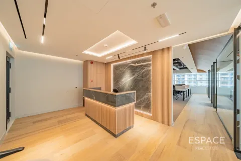 Office in Jumeirah Lake Towers, Dubai 157 sq.m. № 62318 - photo 15