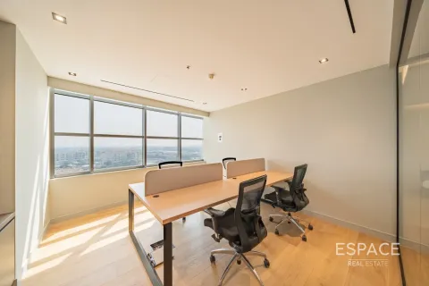 Office in Jumeirah Lake Towers, Dubai 157 sq.m. № 62318 - photo 11