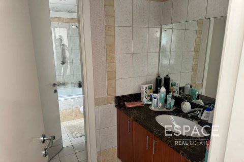 Villa in Springs 4, The Springs, Dubai 3 bedrooms, 258 sq.m. № 62343 - photo 15