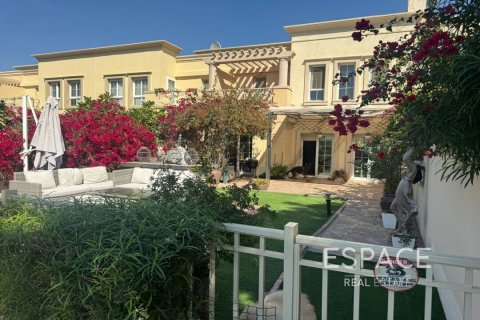 Villa in Springs 4, The Springs, Dubai 3 bedrooms, 258 sq.m. № 62343 - photo 2