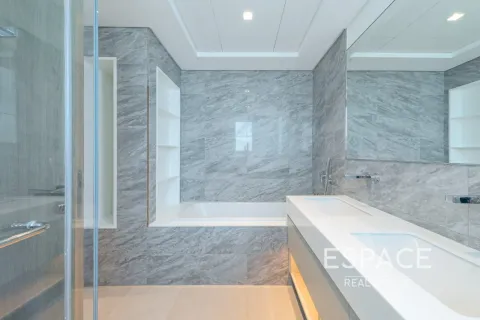 Villa in Murooj Al Furjan, Al Furjan, Dubai 4 bedrooms, 331 sq.m. № 122642 - photo 15