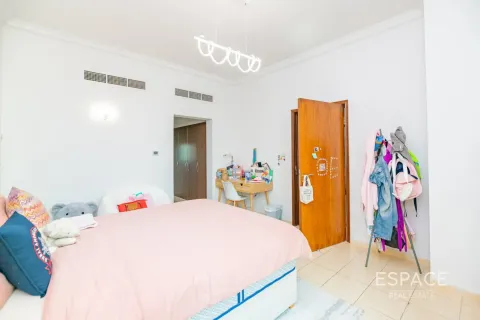Villa à Jumeirah Islands, Dubai, 4 chambres, 509 m², № 122636 - photo 13