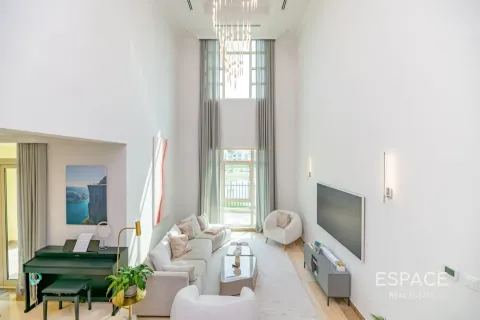 Villa à Jumeirah Islands, Dubai, 4 chambres, 509 m², № 122636 - photo 2