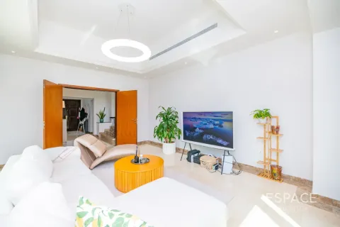 Villa à Jumeirah Islands, Dubai, 4 chambres, 509 m², № 122636 - photo 4