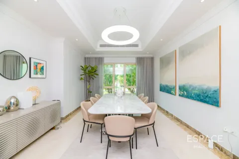 Villa à Jumeirah Islands, Dubai, 4 chambres, 509 m², № 122636 - photo 7