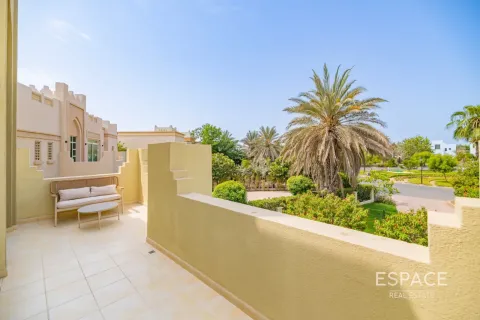 Villa à Jumeirah Islands, Dubai, 4 chambres, 509 m², № 122636 - photo 17