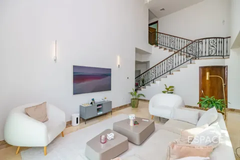 Villa à Jumeirah Islands, Dubai, 4 chambres, 509 m², № 122636 - photo 5