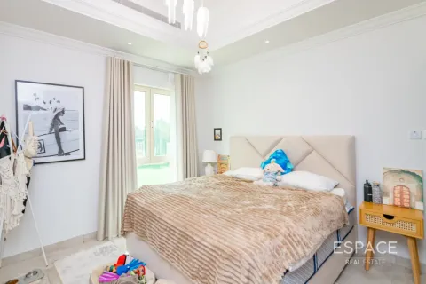 Villa à Jumeirah Islands, Dubai, 4 chambres, 509 m², № 122636 - photo 11