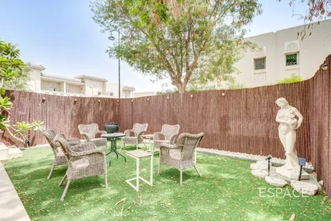 Villa à Quortaj, Al Furjan, Dubai, 3 chambres, 283 m², № 122637 - photo 18
