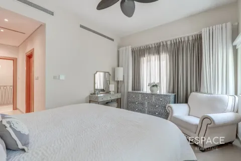 Villa à Quortaj, Al Furjan, Dubai, 3 chambres, 283 m², № 122637 - photo 12