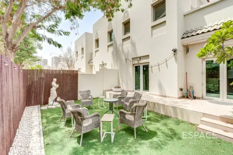 Villa in Quortaj, Al Furjan, Dubai 3 bedrooms, 283 sq.m. № 122637