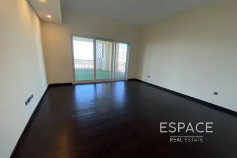 Appartement à Palm Jumeirah, Dubai, 3 chambres, 234 m², № 122639 - photo 12