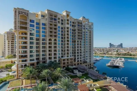 Apartment in Palm Jumeirah, Dubai 3 bedrooms, 234 sq.m. № 122639