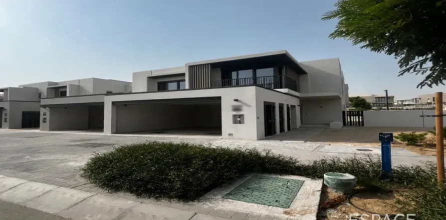 Villa à Jebel Ali, Dubai, 4 chambres, 300 m², № 122638