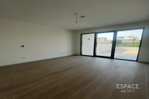 Villa à Jebel Ali, Dubai, 4 chambres, 300 m², № 122638 - photo 2