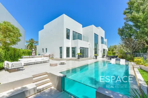 Villa in Jumeirah Islands, Dubai 5 bedrooms, 557 sq.m. № 122641