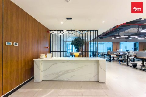 Oficina en Business Bay, Dubai, 199.3 m², № 112404 - foto 2