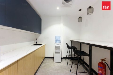 Oficina en Business Bay, Dubai, 199.3 m², № 112404 - foto 16
