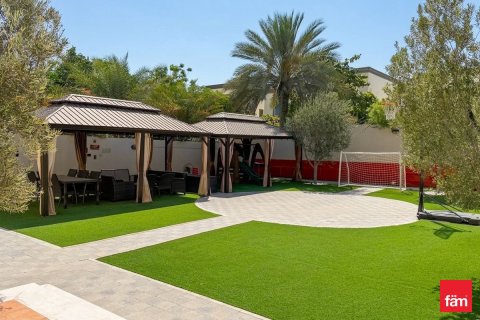 Villa à Jumeirah Park, Dubai, 3 chambres, 677.7 m², № 112402 - photo 2