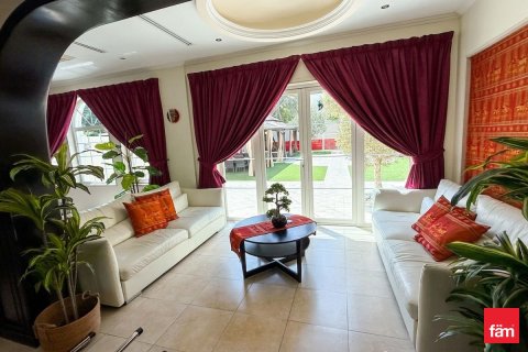 Villa à Jumeirah Park, Dubai, 3 chambres, 677.7 m², № 112402 - photo 6