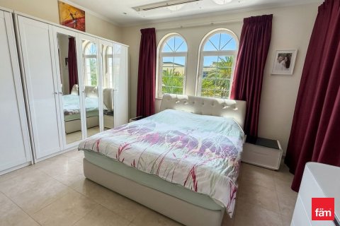 Villa à Jumeirah Park, Dubai, 3 chambres, 677.7 m², № 112402 - photo 9
