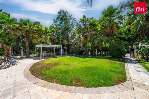 Villa à Dubai, 5 chambres, 881.9 m², № 112405 - photo 23