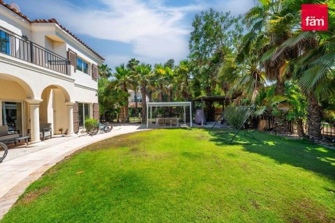 Villa à Dubai, 5 chambres, 881.9 m², № 112405 - photo 25