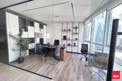 Office in Business Bay, Dubai 162.6 sq.m. № 111938