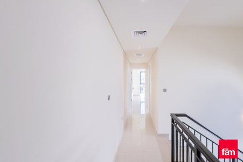 Townhouse in Dubai 3 bedrooms, 174.8 sq.m. № 139119 - photo 8