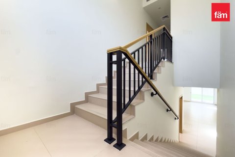 Villa en Dubai, 3 dormitorios, 325.2 m², № 141540 - foto 5