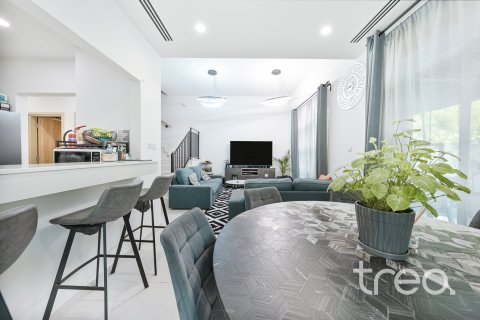 Villa à Dubai, 4 chambres, 207.45 m², № 119508 - photo 4