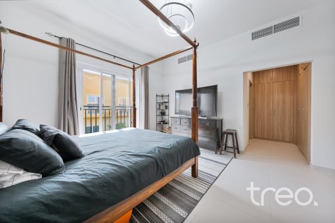 Villa à Dubai, 4 chambres, 207.45 m², № 119508 - photo 15