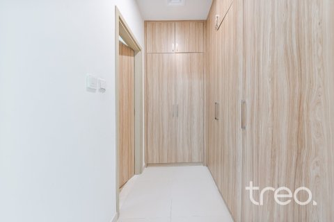 Villa à Dubai, 4 chambres, 207.45 m², № 119508 - photo 16