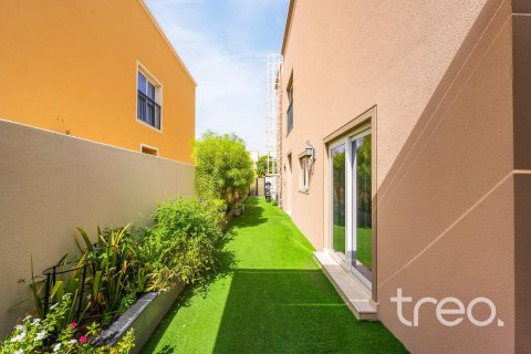 Villa à Dubai, 4 chambres, 207.45 m², № 119508 - photo 23