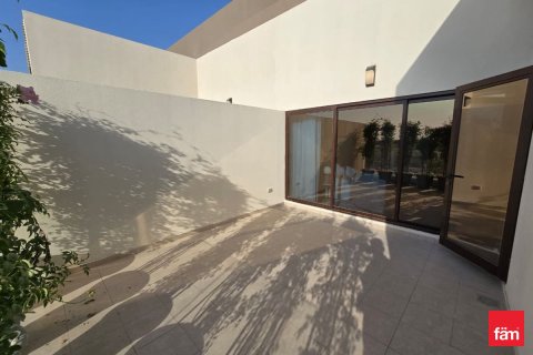 Townhouse in Dubai 4 bedrooms, 192.5 sq.m. № 69514 - photo 12