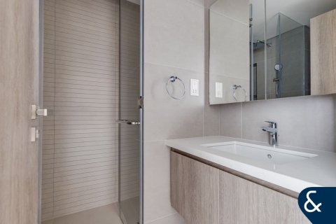 Apartment in Dubai Marina, Dubai 2 bedrooms, 124 sq.m. № 79255 - photo 24