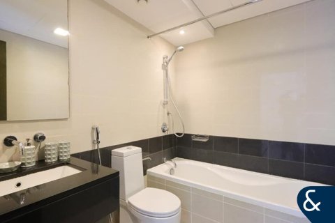 Apartment in Downtown Dubai (Downtown Burj Dubai), Dubai 1 bedroom, 64 sq.m. № 79256 - photo 8