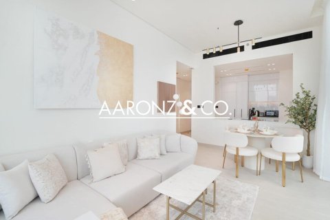 Appartement à Jumeirah Village Circle, Dubai, 2 chambres, 159 m², № 104632