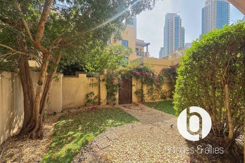 Apartamento en Old Town, Dubai, 1 dormitorio, 242 m², № 104637 - foto 6