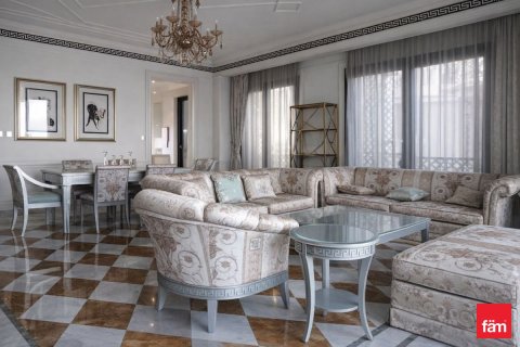 Снять в аренду пентхаус в Culture Village, Дубай: 1 спальня, 143.8м², № 89554 - фото 2