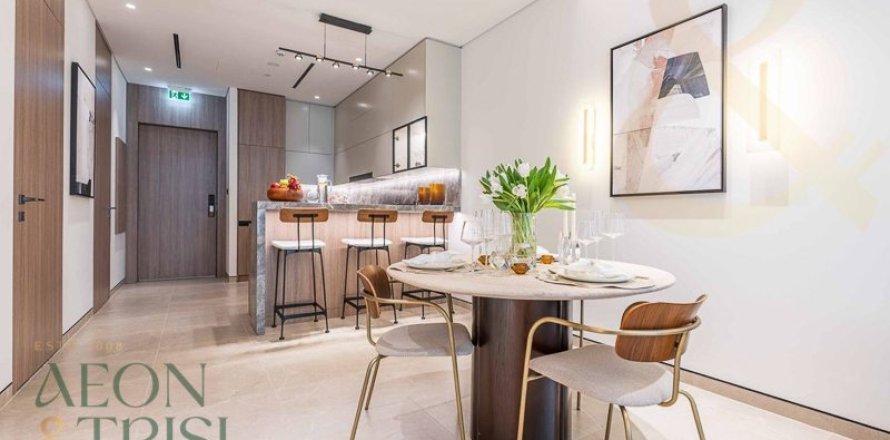 Квартира в Starlight Park в Nadd Al Sheba, Дубай, 3 спальни, 182м², № 62649