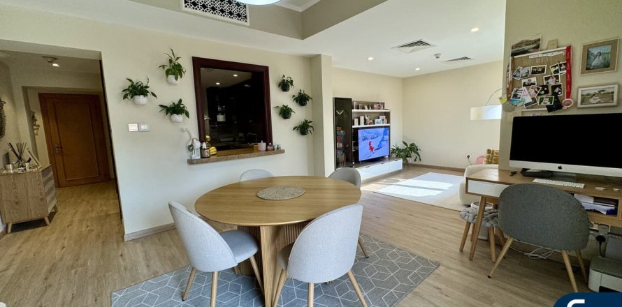 Apartamento en Kamoon, Old Town, Dubai, 2 dormitorios, 131 m², № 74594